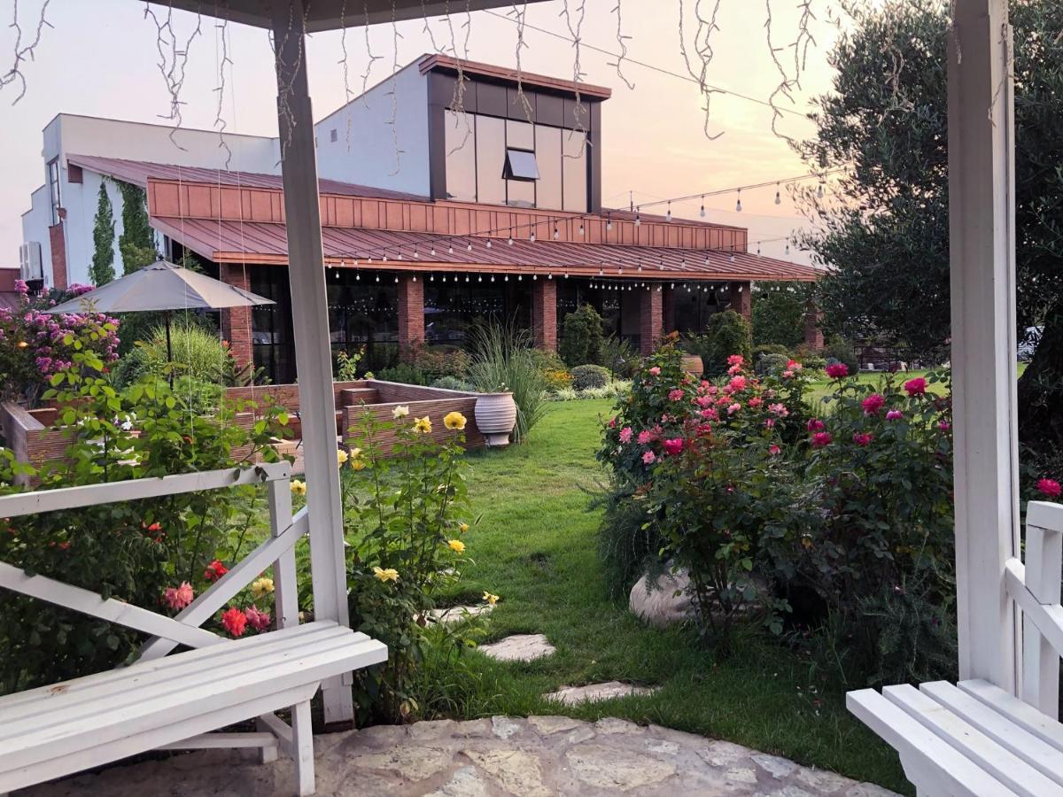 Giuaani Winery Hotel Manavi Luaran gambar