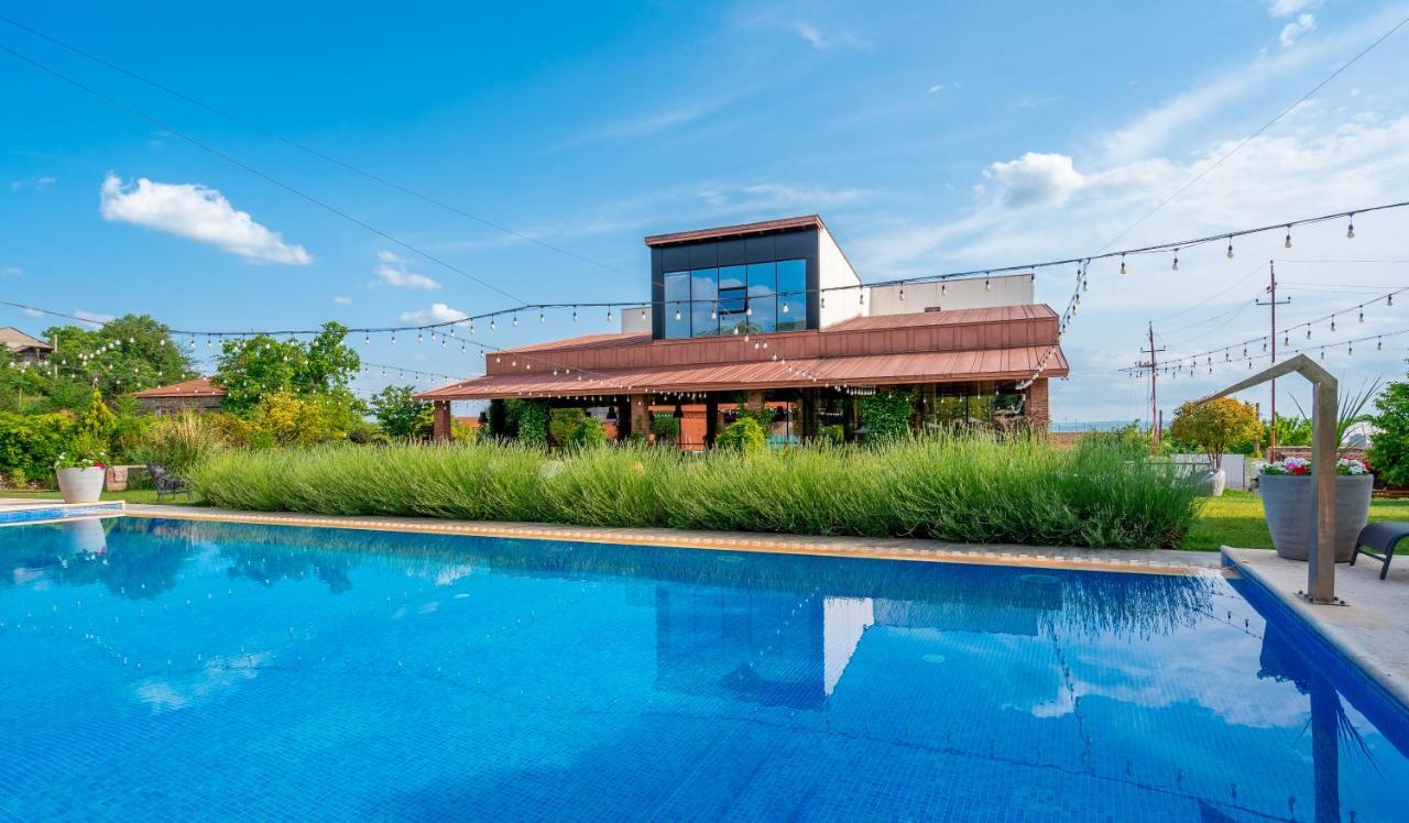 Giuaani Winery Hotel Manavi Luaran gambar