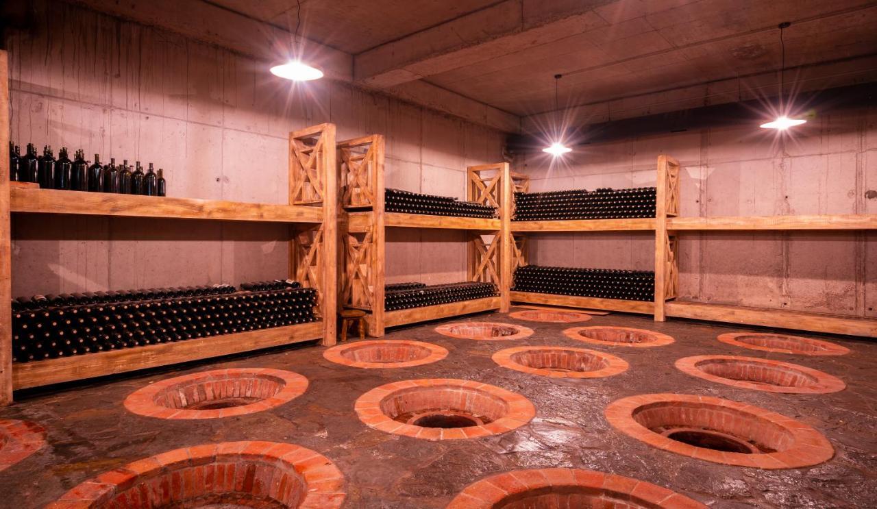 Giuaani Winery Hotel Manavi Luaran gambar